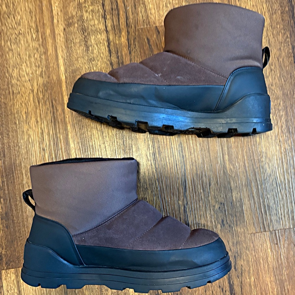 ♥️💖 UGG Classic KLAMUTH MINI SUEDE CLASSIC BOOTS Chocolate Brown EUC - Picture 6 of 16